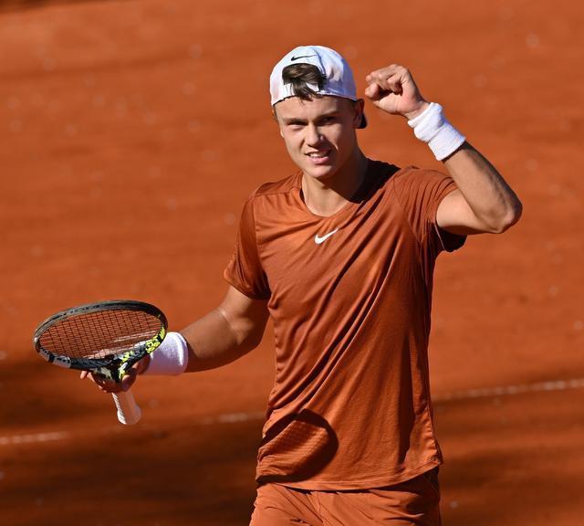 烧毁了周围 烧毁了周围