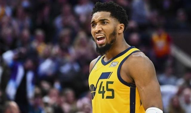 位不断下滑 位不断下滑